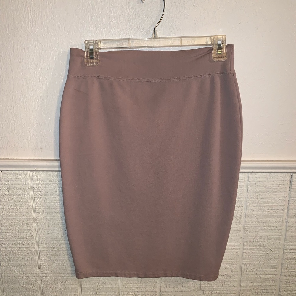 Pencil skirt